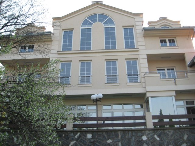 53360-b1.jpg, 122 KB